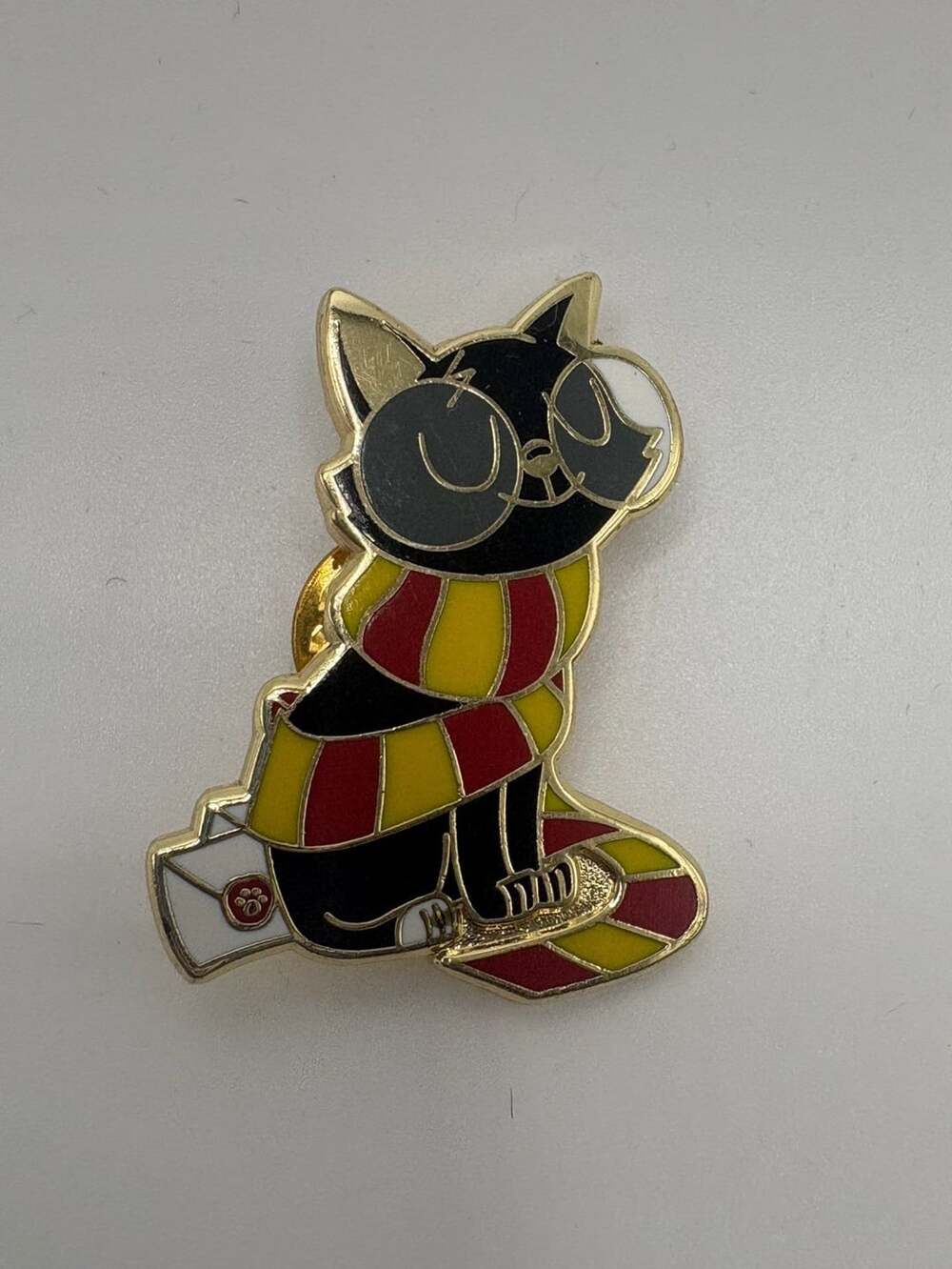 Harry Potter Inspired Black Cat Gryffindor Scarf Enamel Pin